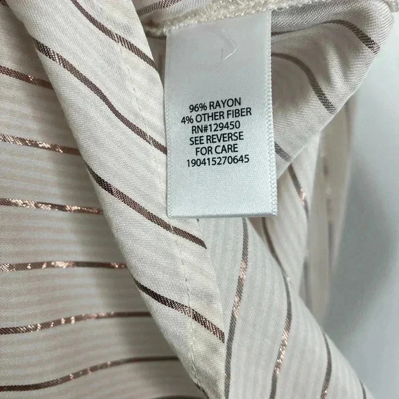 Candie’s Longline Button Down Tab Sleeve Shirt - Picture 6 of 7